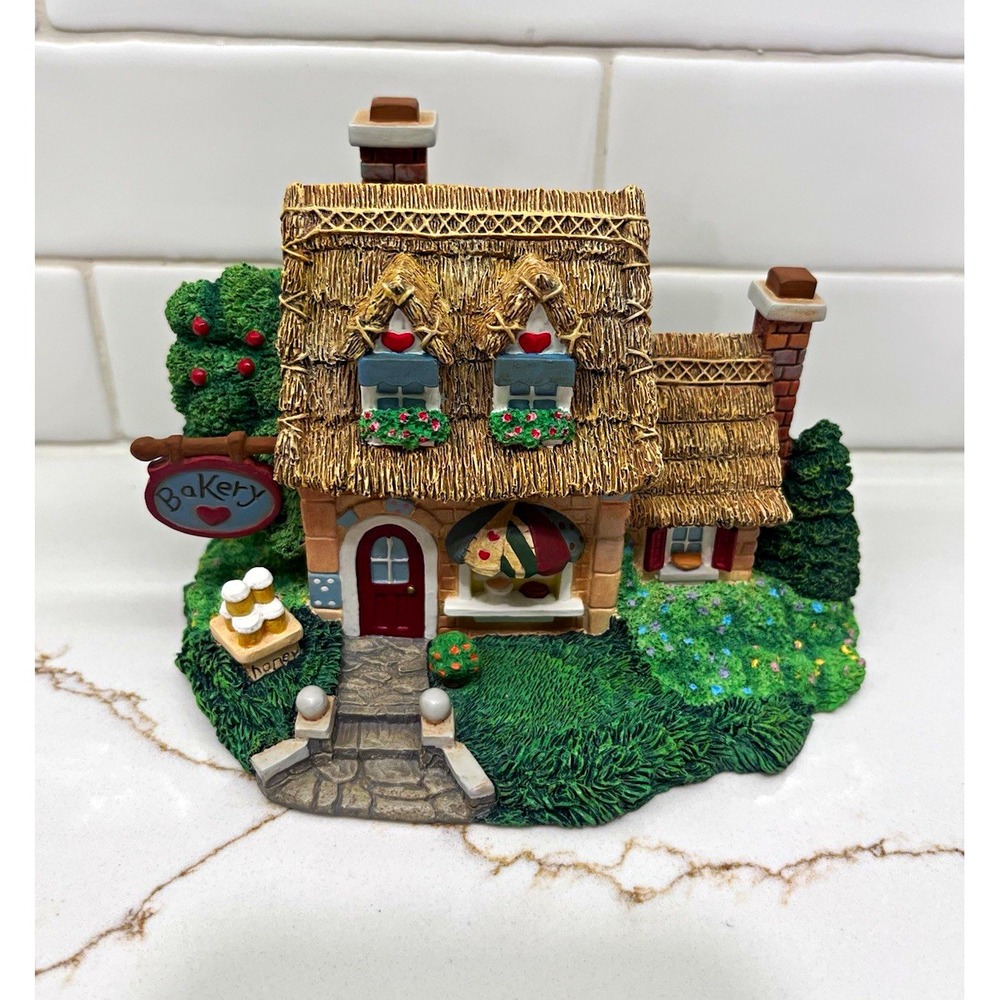 Cherished Teddies Village Sculpture Sweet Treats for Teddies House 1996 Boxed